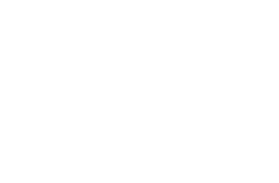 E acontece que, certa vez, uma tempestade atirou para o mar milhares de brinquedos de borracha cuspidos de um contentor onde seguiam. Em 1995, esta histria real que fora notcia nas pginas dos jornais, inspirou Eric Carle a criar 10 Patinhos de Borracha,